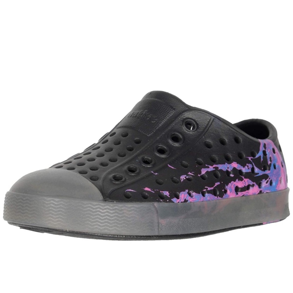 Native Slip on size 8